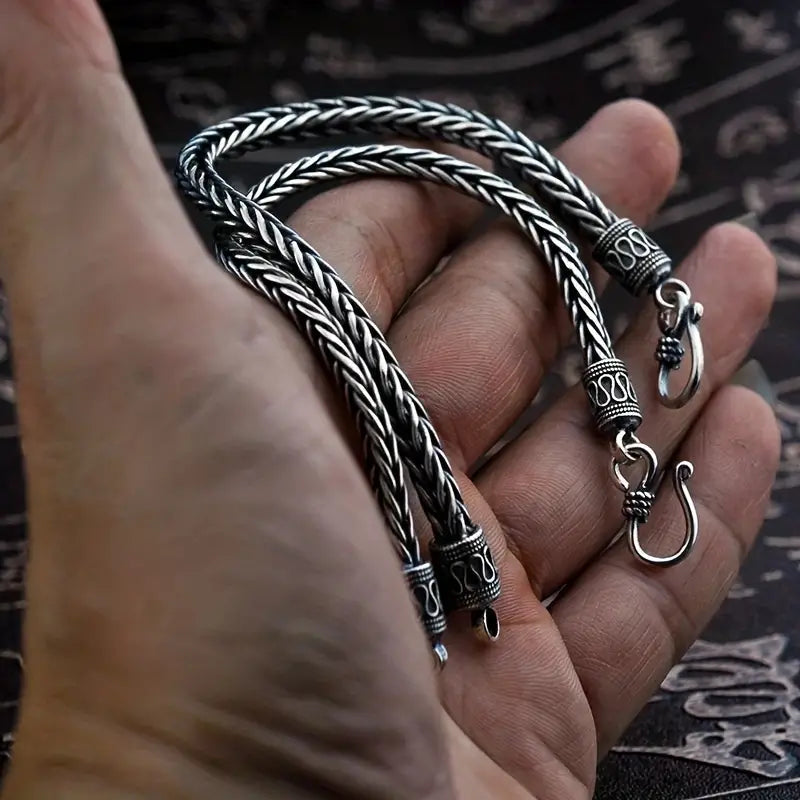 Alloy Street Bracelet with Vintage Braided Design